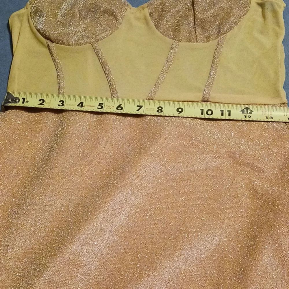 L, A golden beautiful dress for the holidays! - Picture 6 of 11